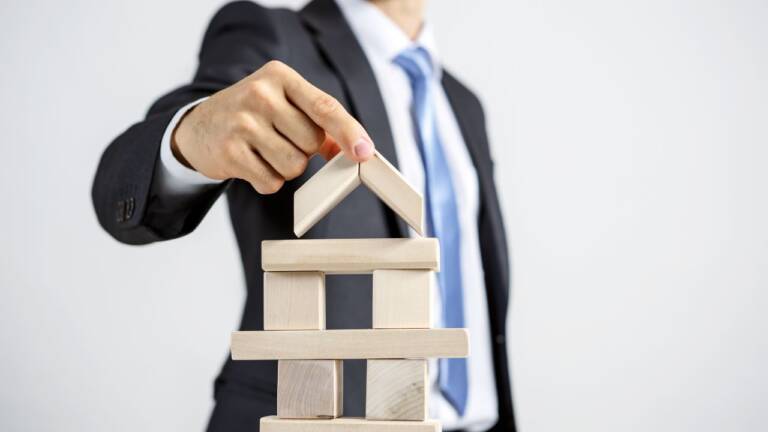 Structuring an E-2 Visa Business for Long-Term Success